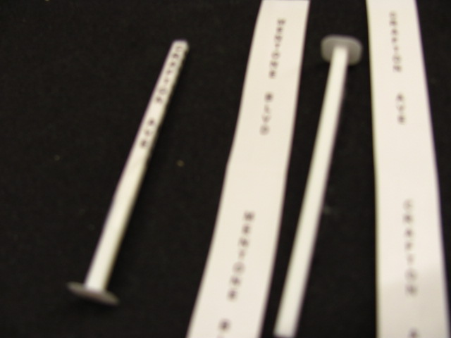 O Gauge 1940s Wooden Street Signpost – Custom Names – Fits Cinder Streets