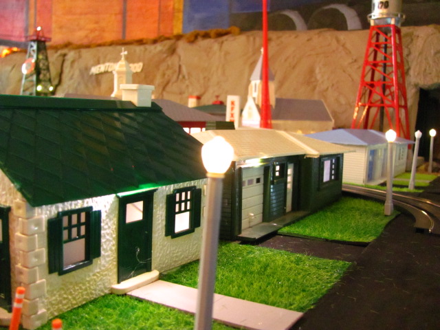 Redlands CA Historic Single-Head LED Streetlight Kit 1:48 Scale Cinder Shops