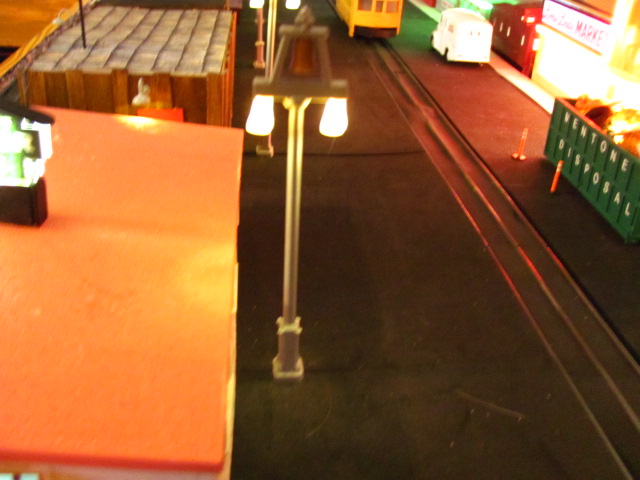 Riverside “Raincross” LED Streetlight Kit – 1:48 O Gauge By Cinder Shops