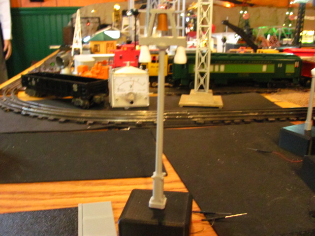 Riverside “Raincross” LED Streetlight Kit – 1:48 O Gauge By Cinder Shops