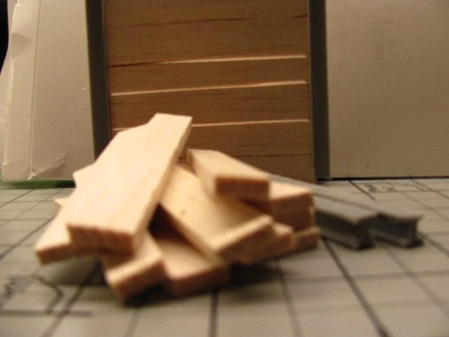 O Scale 1:48 Solder Pile Retaining Wall with Real Wood -