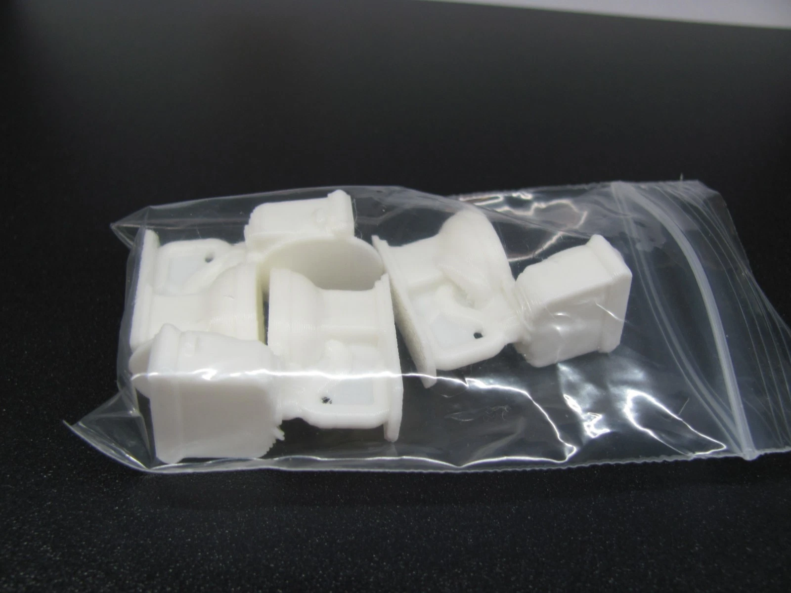 O Scale 1:48 (3) White Toilets Made in USA