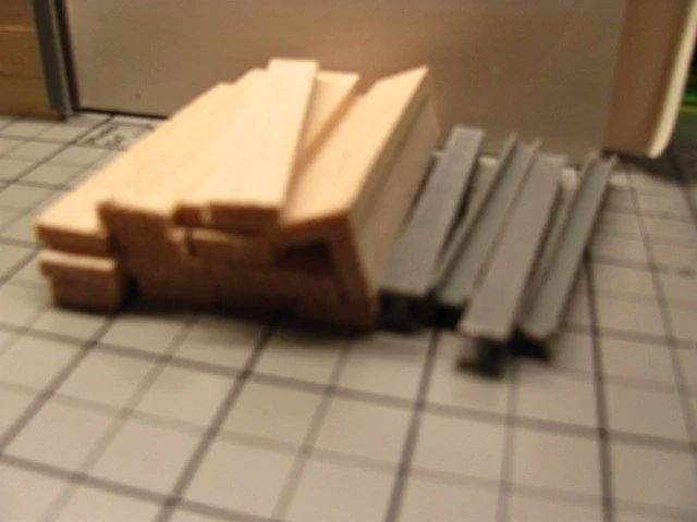 O Scale 1:48 Solder Pile Retaining Wall with Real Wood -