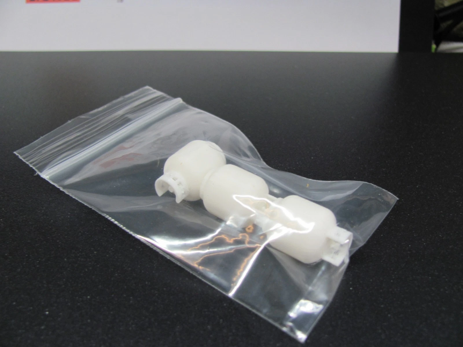 O Scale 1:48 (5) Propane tanks Made in USA