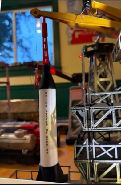 O Gauge NASA Mercury Atlas Rocket for Lionel 175 Gantry Cinder Shops