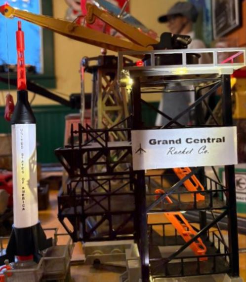 O Gauge NASA Mercury Atlas Rocket for Lionel 175 Gantry Cinder Shops