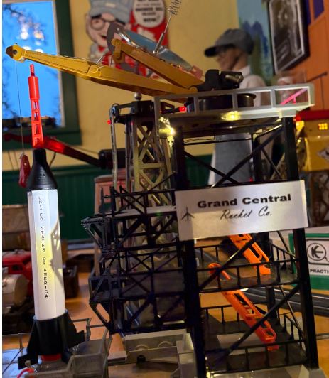 O Gauge NASA Mercury Atlas Rocket for Lionel 175 Gantry Cinder Shops