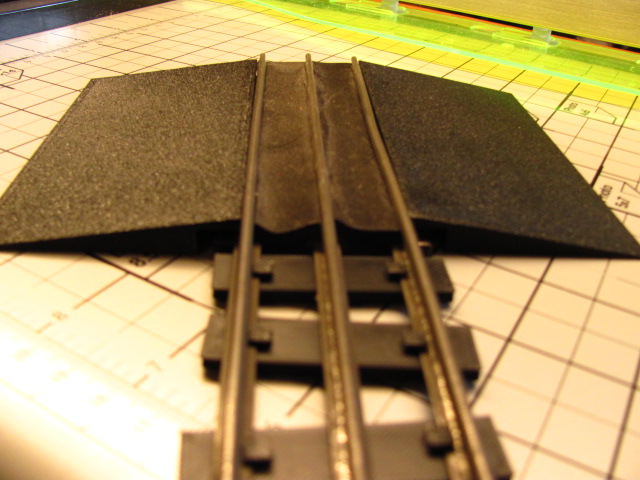 1:48 O27 Gauge Grade Crossings with Real Asphalt texture Cinder Streets