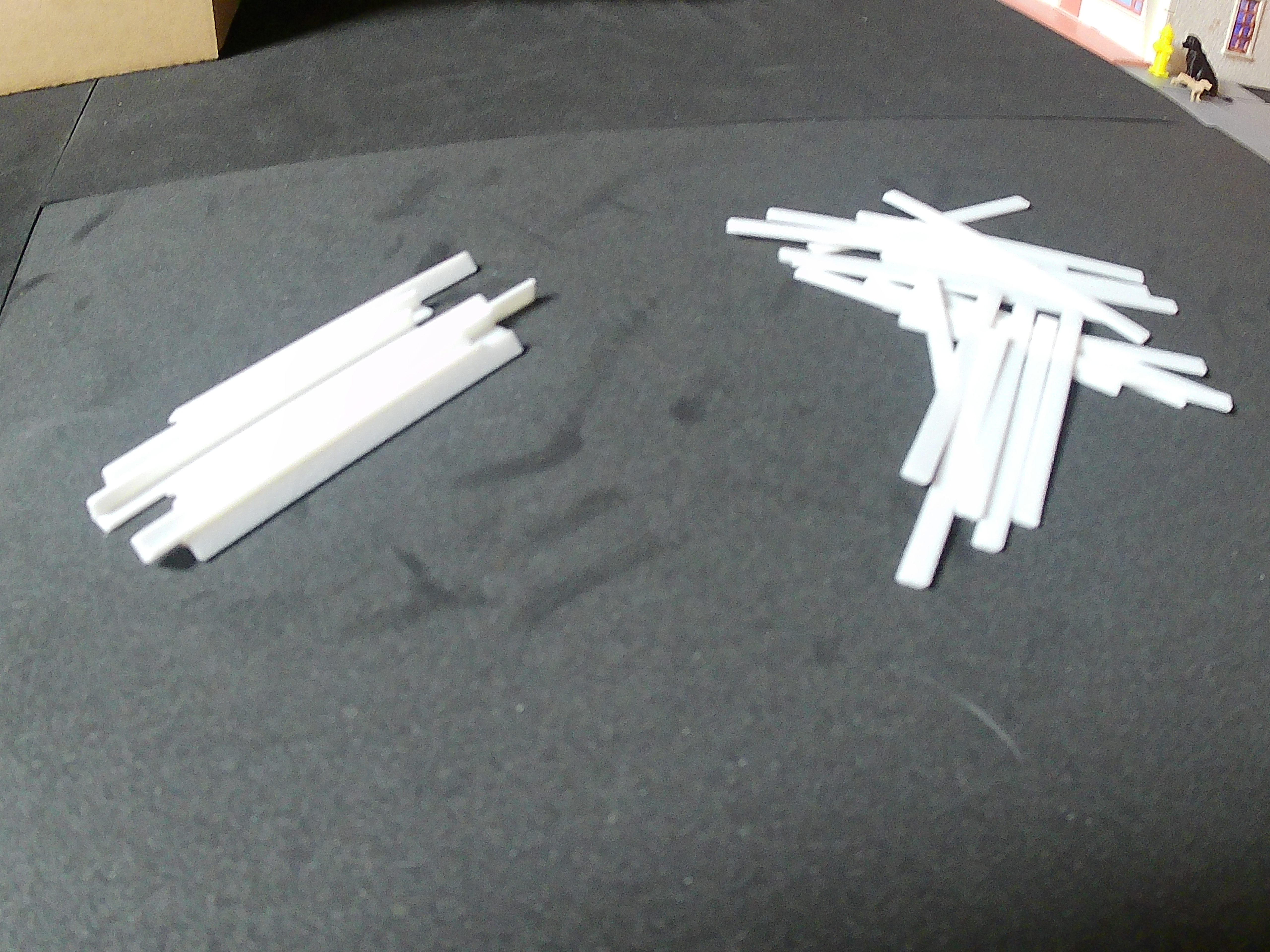 1:48 O Scale # O Scale 1x4 Exterior Trim & Corner Kit (27pc Pack)